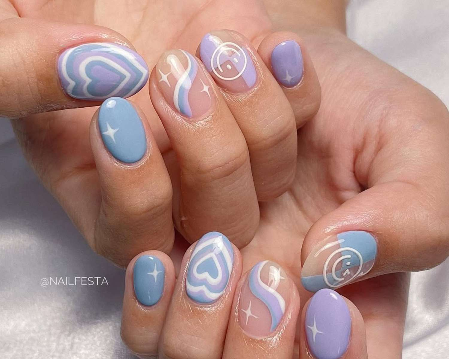 Nail art pastel